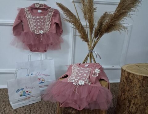 Alternative view of «Ροζ Ονείρο: Βρεφικό Φορεματάκι με Δαντέλα και Τούλι» 🌸