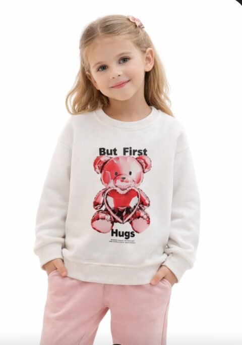 💖 Παιδική Μπλούζα “But First Hugs” με Αρκουδάκι