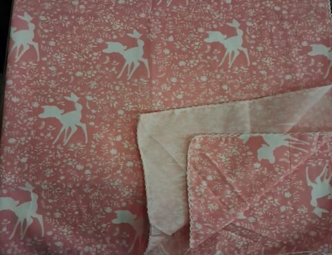 Alternative view of Ροζ Βρεφική Πάνα με Ελαφάκια – Απαλότητα & Στυλ