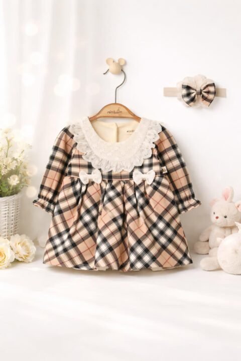 Alternative view of Κομψό Βρεφικό Φορεματάκι Καρό με Δαντελένιο Γιακά & Κορδέλα