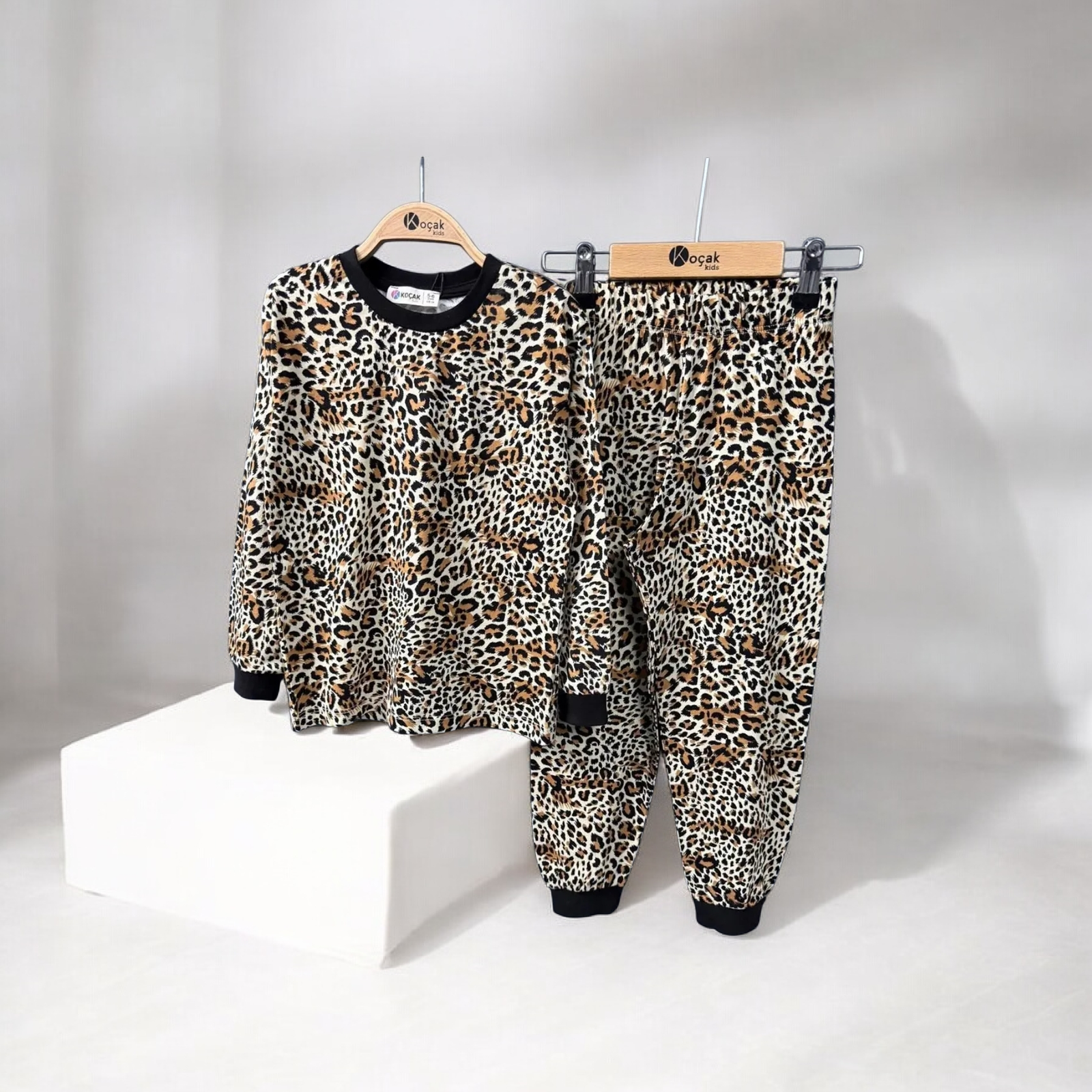 Παιδική Πιτζάμα Animal Print – Σετ Μπλούζα & Παντελόνι - Image 2