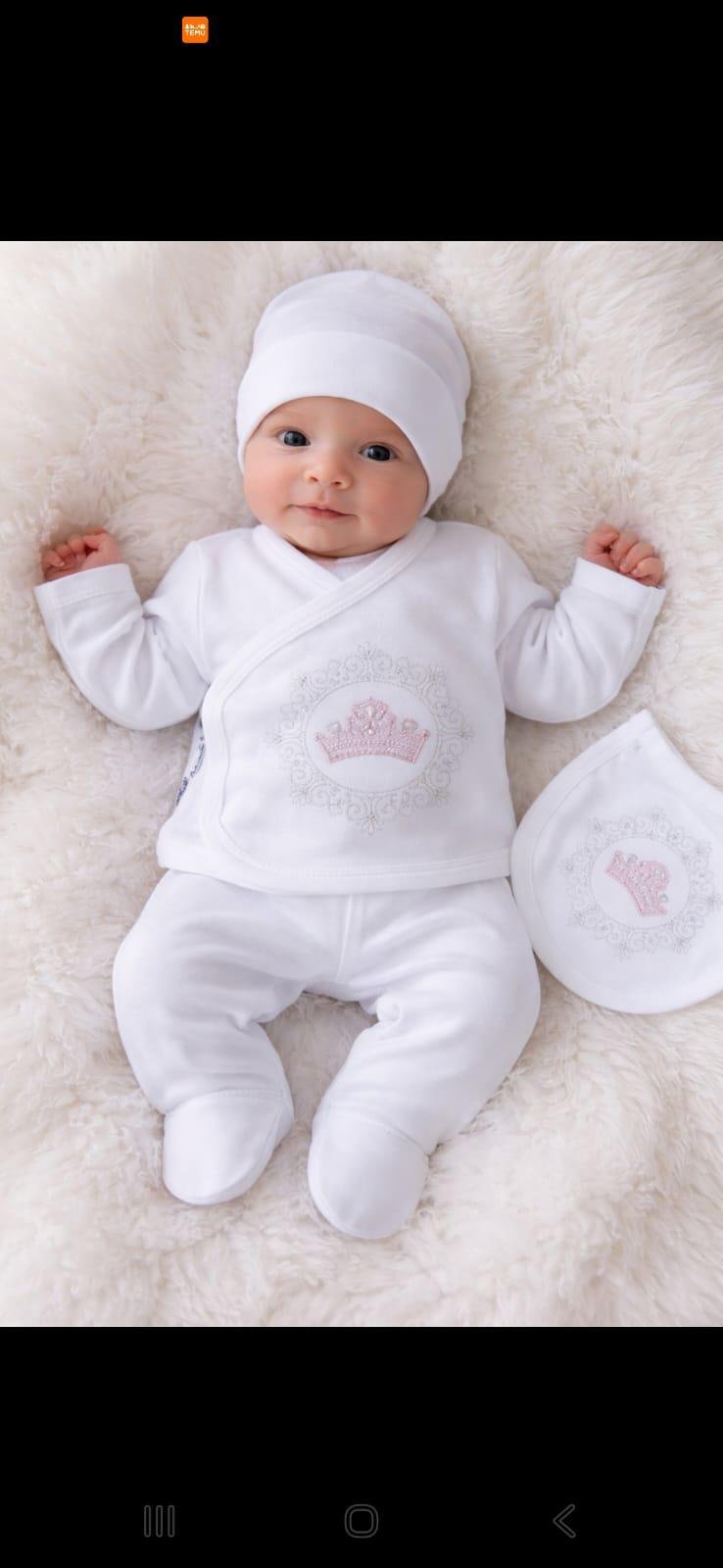 Βρεφικό Σετ 5 Τεμαχίων (0-3 Μηνών) – Τρυφερή Άνεση για Νεογέννητα